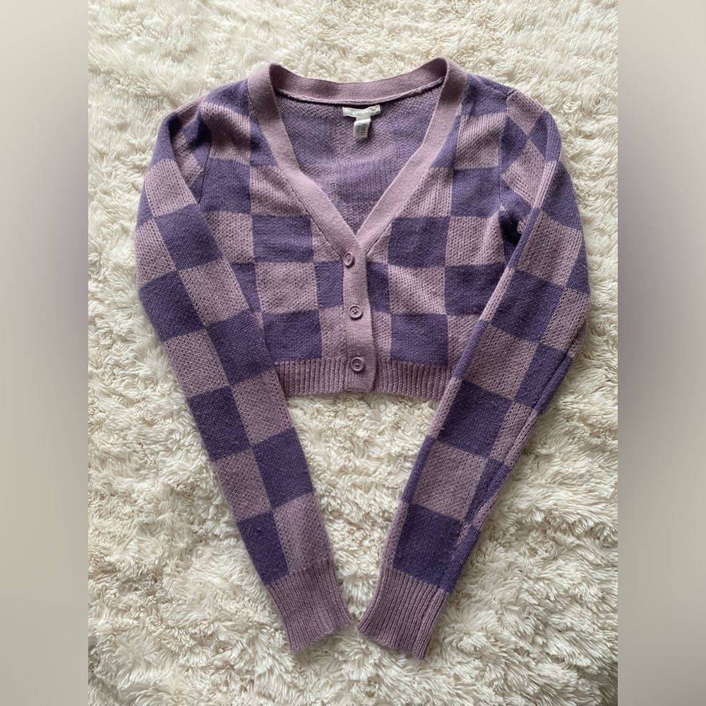 FULL TILT PURPLE CHECKERED CROPPED CARDIGAN
